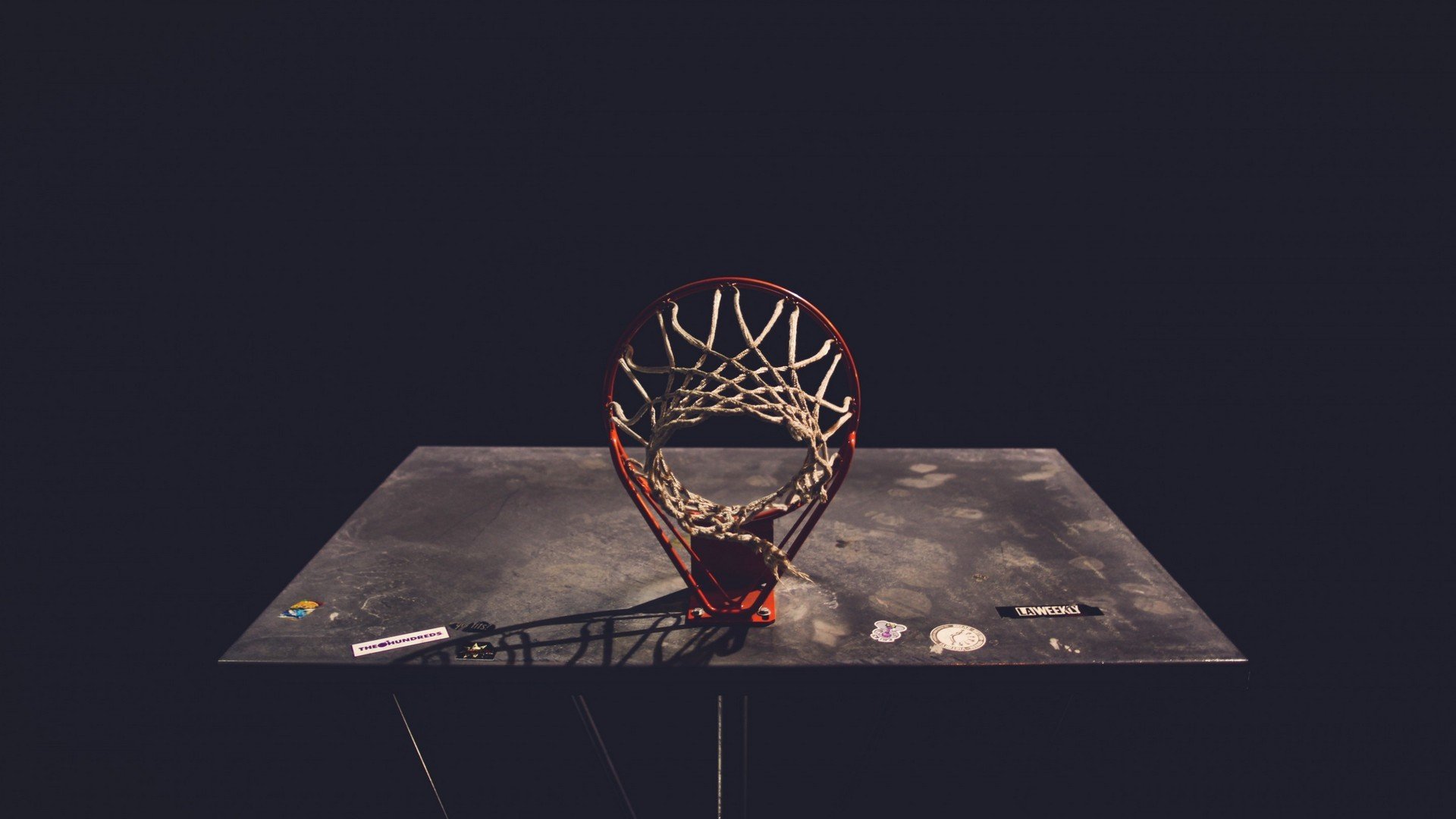达拉斯午夜封盖，当独行侠的非典型英雄改写了NBA中国赛的叙事脚本